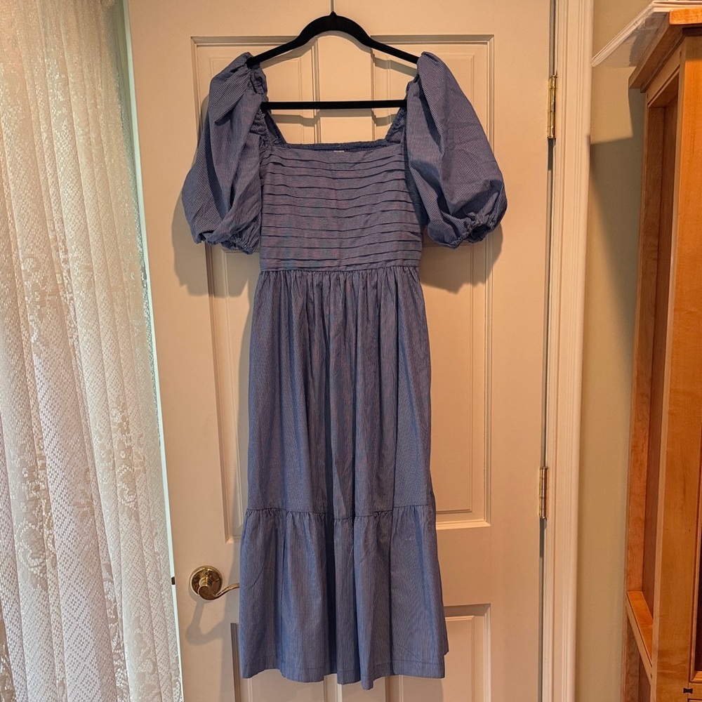 Abercrombie & Fitch Lavender-Blue Puff Sleeve Midi Dress - Picture 1 of 2